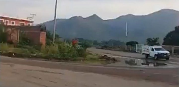 A granadazos CJNG ataca a ‘El Abuelo’ en Tepalcatepec A granadazos CJNG ataca a ‘El Abuelo’ en Tepalcatepec
