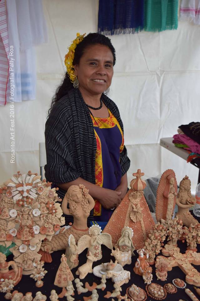 Enedina Vásquez, más de 50 años dedicada a recuperar la tradición del barro al pastillaje