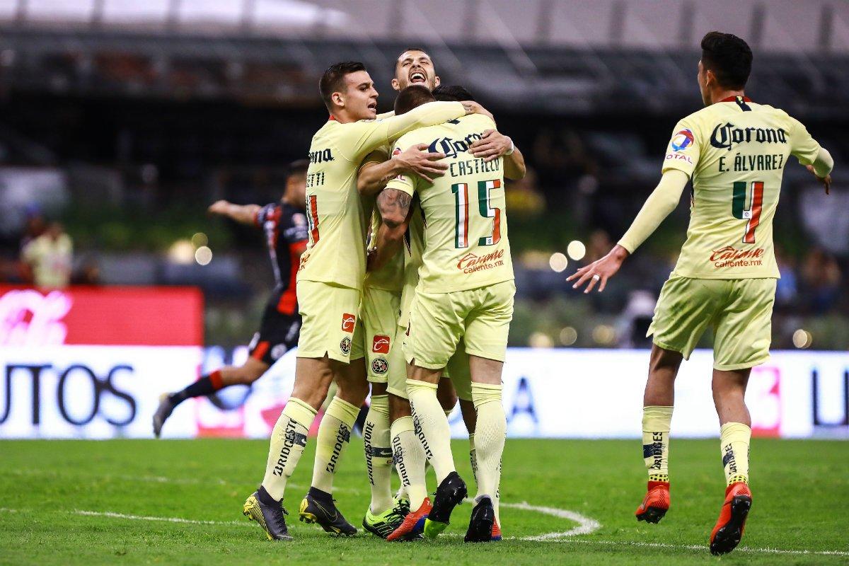 Con doblete de Castillo, América vence 3-0 a Lobos BUAP