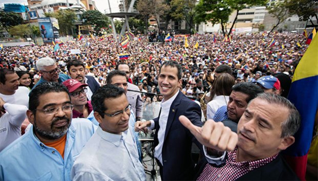 Guaidó regresó triunfante a Venezuela
