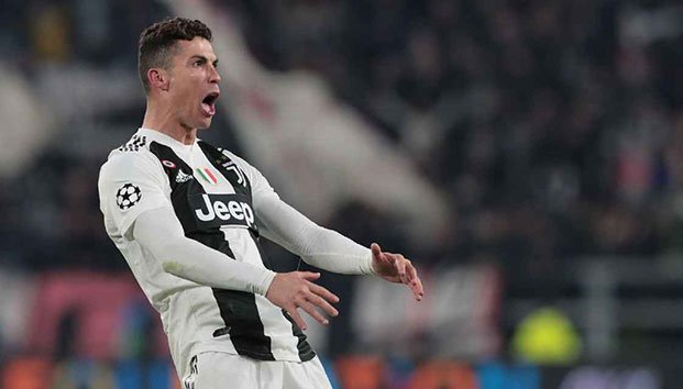 Cristiano libra suspensión; fue multado con 20 mil euros