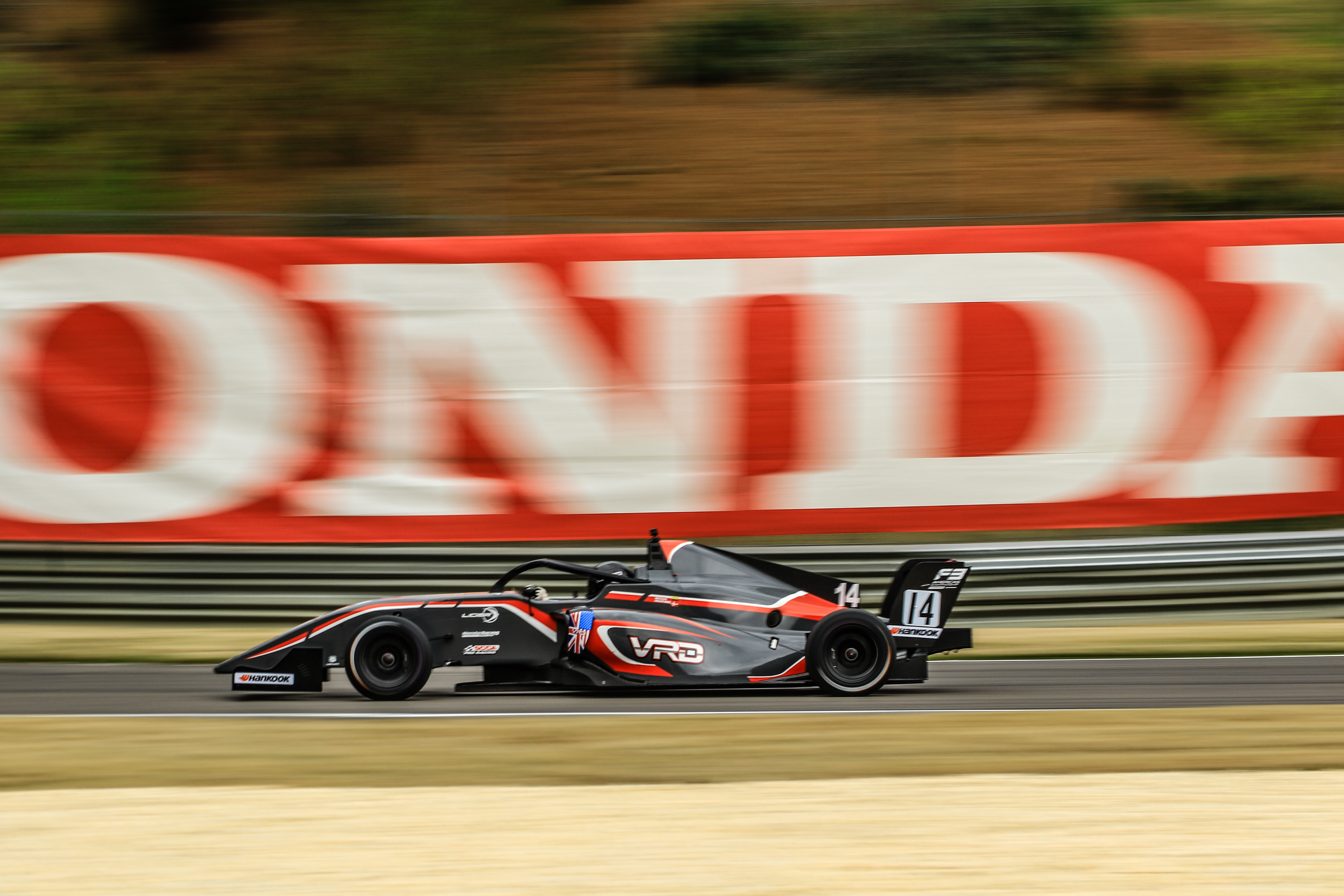 Quinto puesto para Mathias Soler en debut en F3 Américas