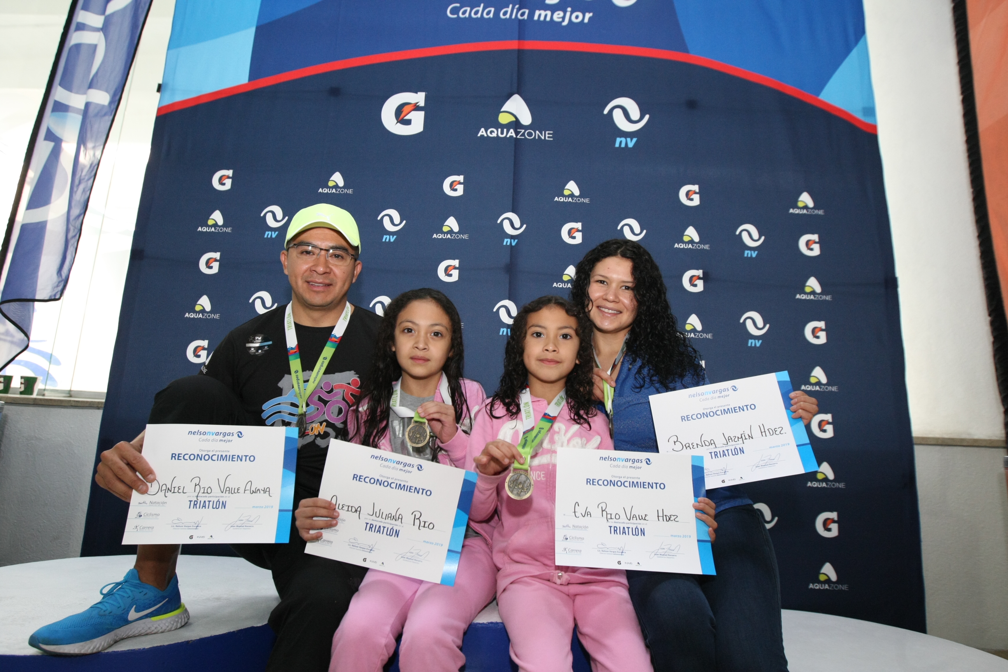 Medallas, buenas experiencias y crecimiento, logros de competencia