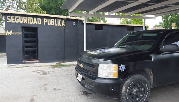 Encuentran a hombre colgado en municipio de Morelos