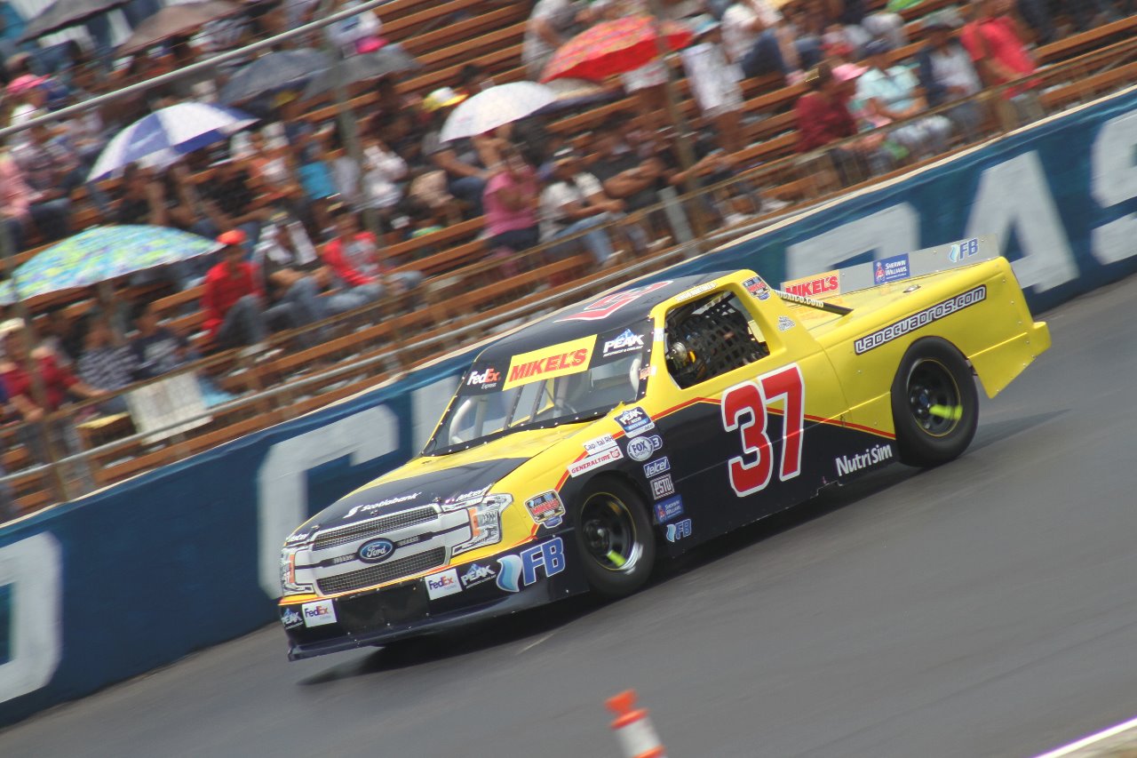 Gran carrera de Sergio Martínez para quedarse cerca del podio