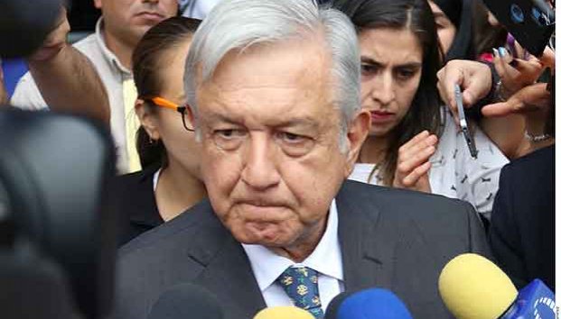 Señala AMLO incremento en producción de gasolina