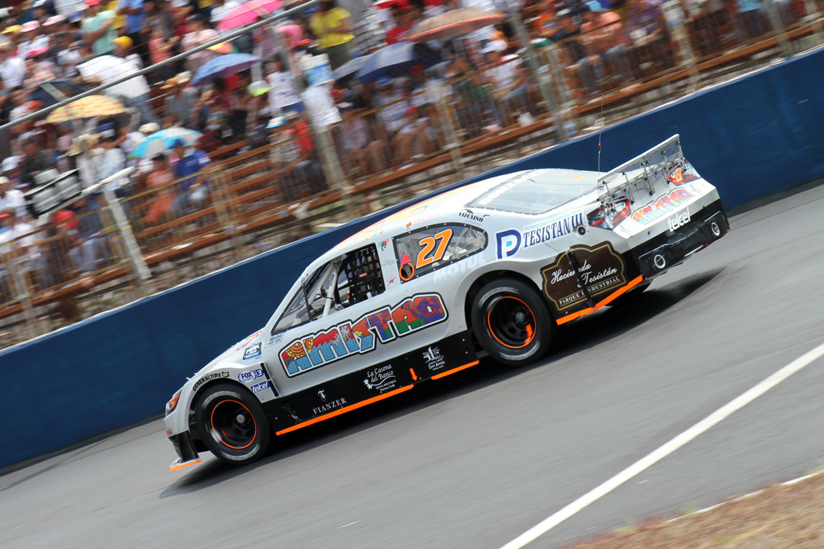 Tiene Max González destacado accionar en Súper Óvalo Chiapas