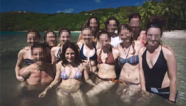 Doctora marcaba a esclavas para secta