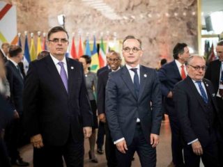 Ebrard presentó a Alemania el Plan de Desarrollo Integral