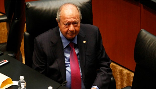 Frenan detención de Carlos Romero Deschamps