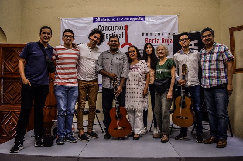 Maestros y alumnos comparten experiencias en el 22 Concurso y Festival Internacional de Guitarra de Taxco