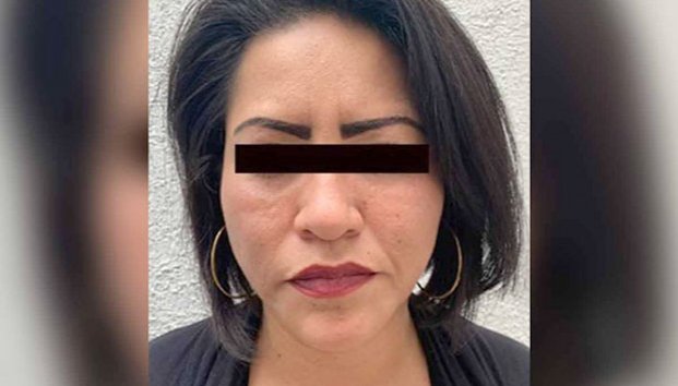 Salen de bar, discuten y mata a su novio a balazos