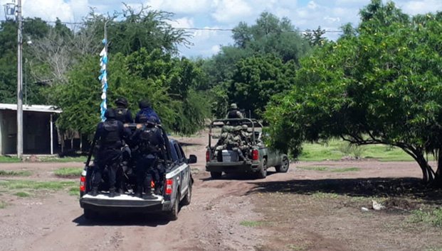 Atacan a comuneros en Michoacán; mueren tres