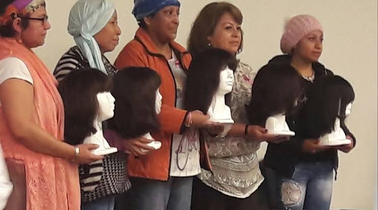 Centro Médico ABC entregó 60 pelucas oncológicas a pacientes con cáncer de mama