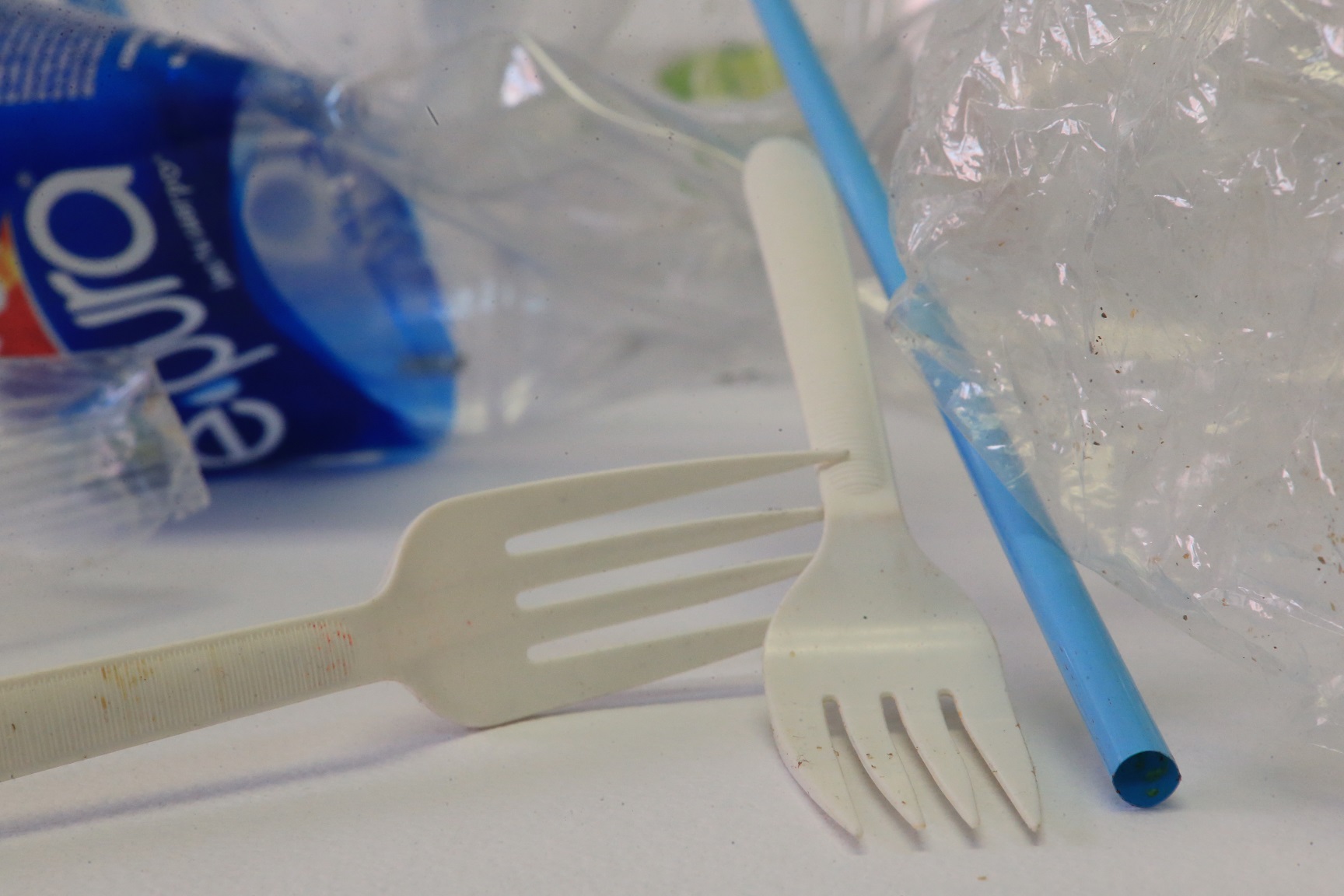 Alumnos de la UAM crearán herramienta mediadora para reducir el uso de plásticos