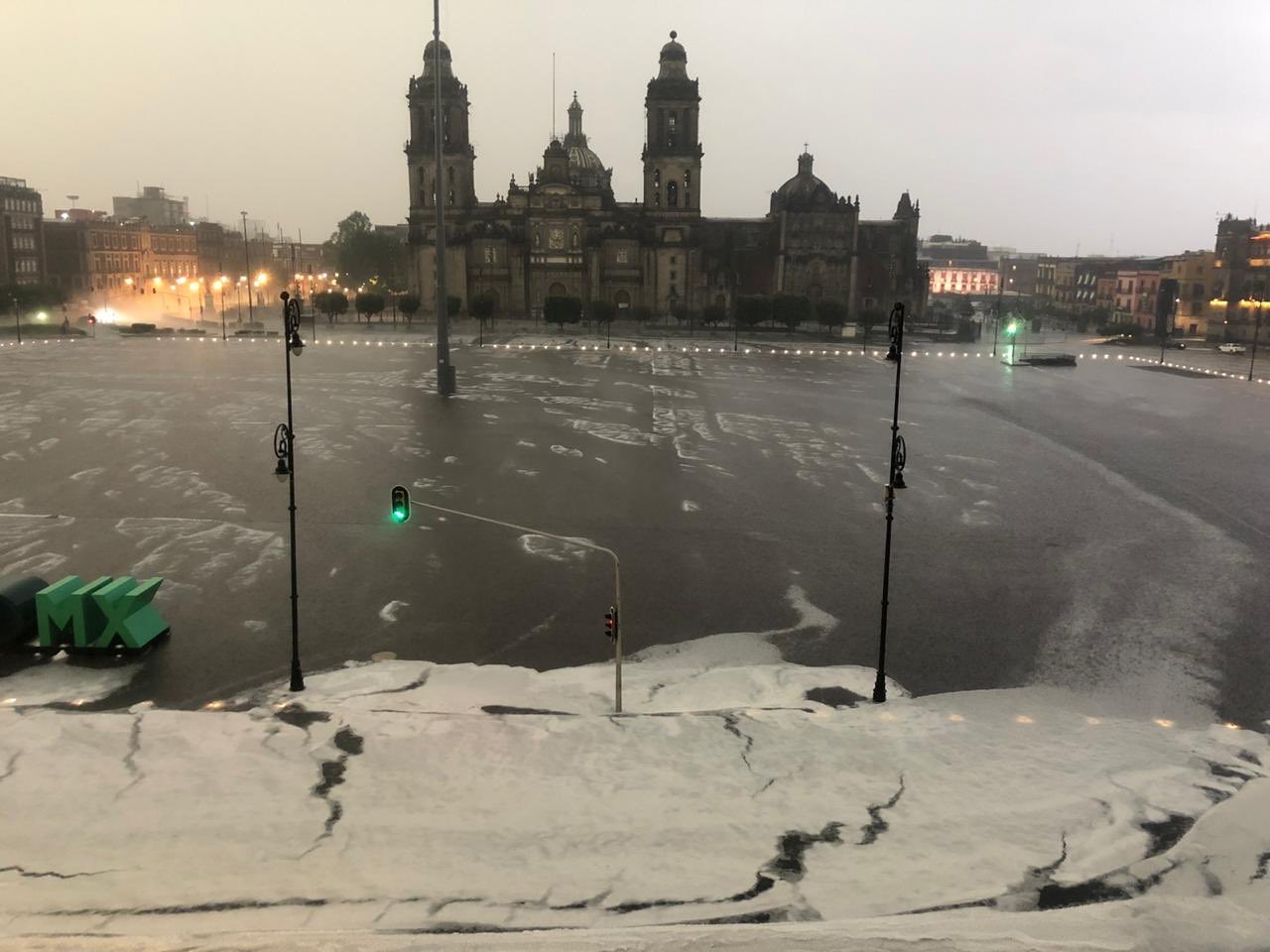Lluvias con granizo afectan a la mitad de alcaldías en CDMX