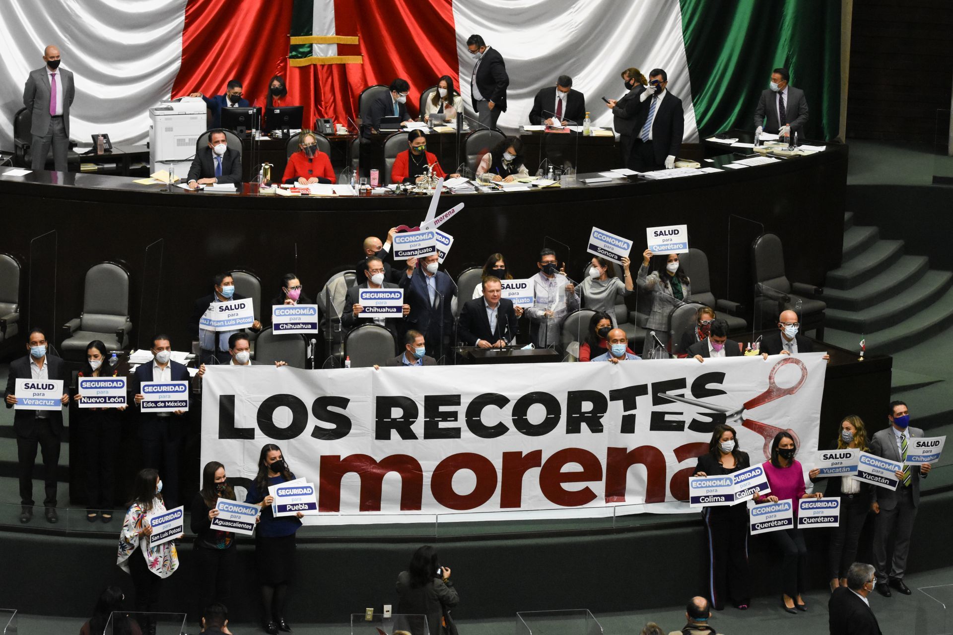Discuten diputados más de 1,000 reservas por PEF 2021