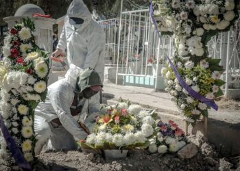 Muertes por Covid-19 incrementan 40% en el mundo 