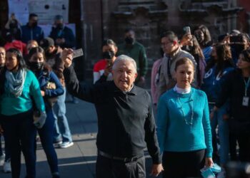 Comienza votación para la consulta de Revocación de Mandato de AMLO 