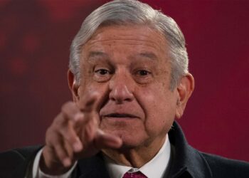 AMLO va por la eliminación del INE con Reforma Electoral