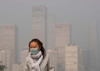 El 99% de la población mundial respira aire contaminado: OMS