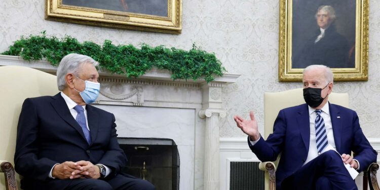 AMLO y Biden tuvieron reunión “constructiva” centrada en migración, dice Jen Psaki