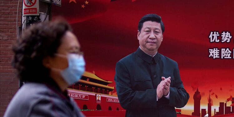 China defiende su respuesta al coronavirus tras las críticas de EE.UU.￼