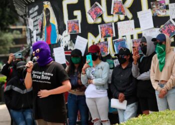 Mujeres denuncian agresiones de Xóchitl Flores con uso de la policía de Chimalhuacán