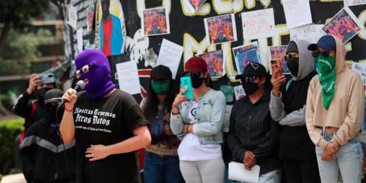 Mujeres denuncian agresiones de Xóchitl Flores con uso de la policía de Chimalhuacán