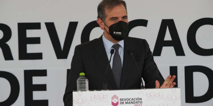 Lorenzo Córdova responde a AMLO: La Revocación de Mandato fue “todo un éxito” a pesar del “boicot”