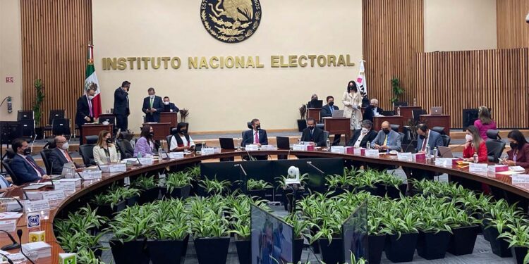 INE pide a actores políticos actuar con responsabilidad en la Revocación de Mandato