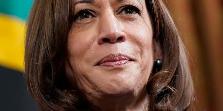 Kamala Harris da positivo a Covid-19