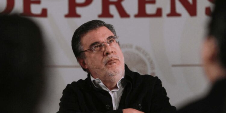 Julio Scherer denuncia a Gertz Manero por tráfico de influencias