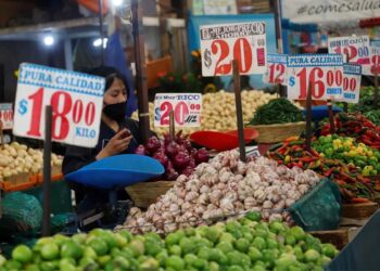 El incremento de precios en México continuará durante los próximos meses: Banxico