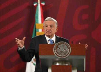 AMLO reconoce alza en homicidios… pero se niega a cambiar su estrategia de seguridad