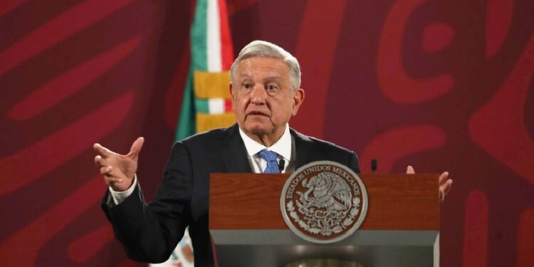 AMLO reconoce alza en homicidios… pero se niega a cambiar su estrategia de seguridad