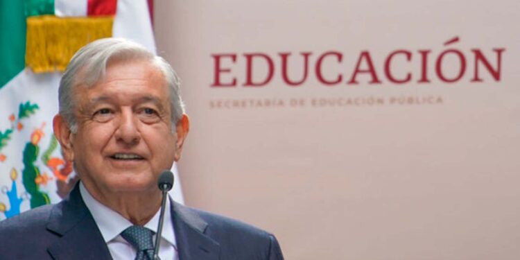 Modelo educativo de la 4T atenta contra millones de estudiantes: Academia Mexicana de Educación