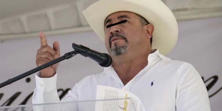 Detienen a alcalde de Acatlán de Osorio por el asesinato de su director de seguridad pública