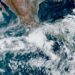 Huracán Agatha se degradó a categoría 1