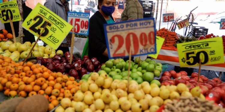 Control de precios para frenar la inflación funciona solo en el corto plazo: Jonathan Heath