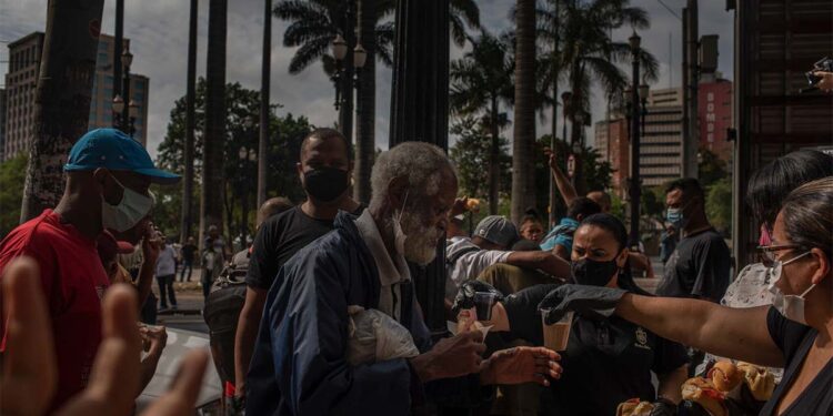 Hambre en Brasil alcanzó récord en medio de la pandemia de Covid-19