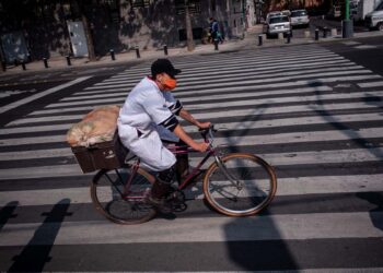 Jóvenes con menor nivel de escolaridad, los más afectados por el desempleo