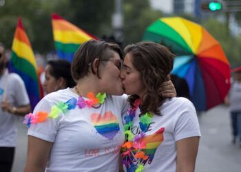 Marcha del Orgullo LGBT de CDMX prepara una edición en defensa de las mujeres