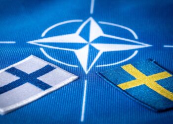 Suecia y Finlandia negocian en Turquía sobre su ingreso a la OTAN