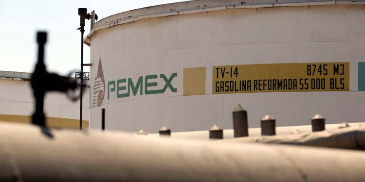 Pemex aumenta refinación petrolera, pero también las pérdidas con este negocio