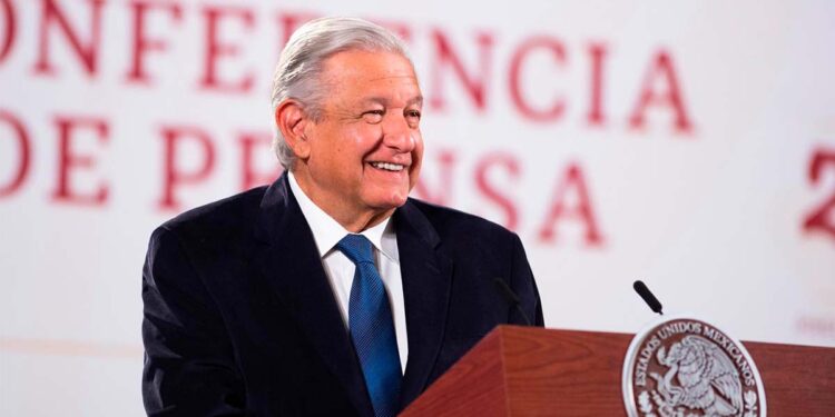 AMLO responde a Muñoz Ledo y Labastida por pacto con el narcotráfico: “acusaciones son corrientes, vulgares y falsas”