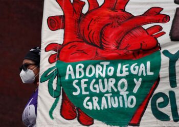 Baja California Sur despenaliza el aborto; van 9 estados en aprobar la ley