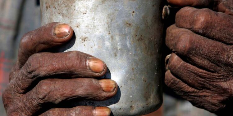 Hambruna y manipulación mediática