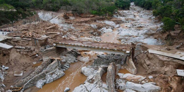 Emergencia en 26 municipios de Oaxaca por Agatha