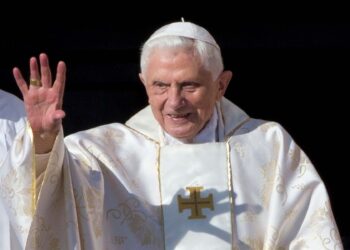 Falsa la noticia sobre la muerte del papa Benedicto XVI